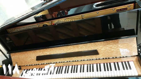 فروش پیانو روسینی 126